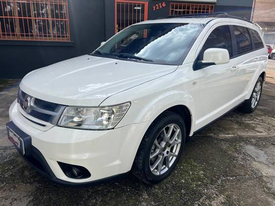 FIAT FREEMONT 2.4 PRECISION 16V GASOLINA 4P AUTOMÁTICO